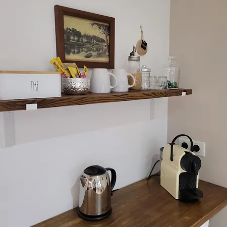 La Maison Blanche Intra-muros Free Parking Apartment Aigues-Mortes